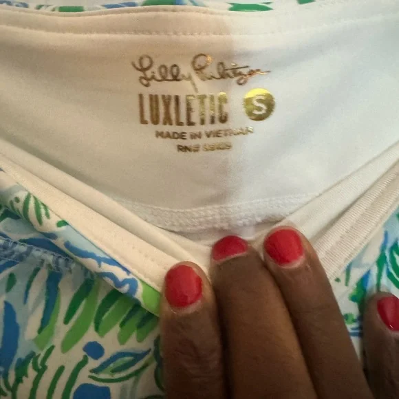 Lilly Pulitzer Luxletic Blue and Green Patterned Apparel - Picture 2 of 7